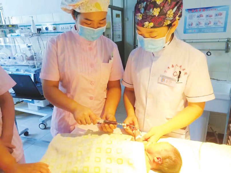 西平县妇婴监护型护送